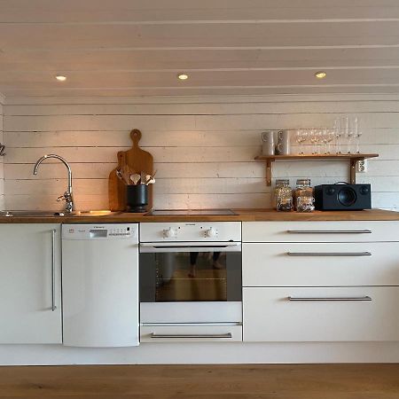 Peaceful And Scandinavian-Style Guesthouse With Scenic Nature And Seaview In High Coast Domsjo ภายนอก รูปภาพ