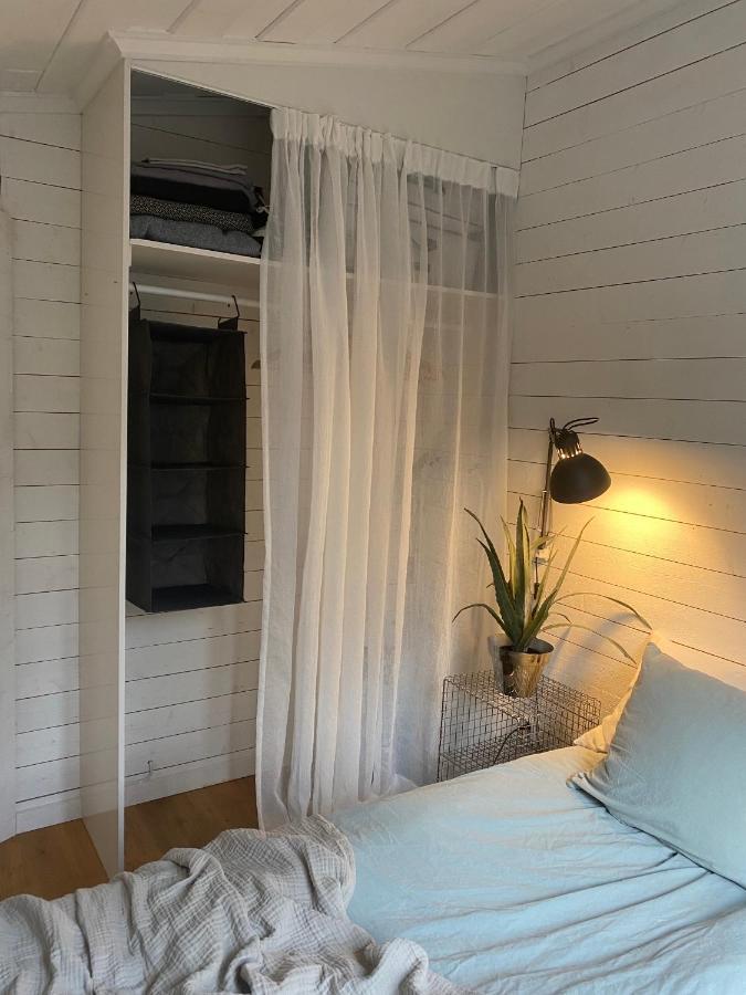 Peaceful And Scandinavian-Style Guesthouse With Scenic Nature And Seaview In High Coast Domsjo ภายนอก รูปภาพ